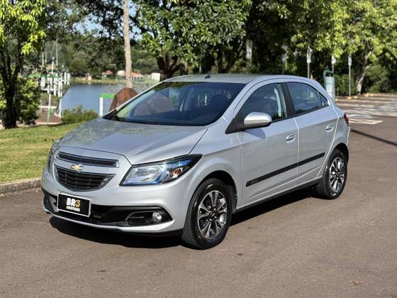 CHEVROLET ONIX 1.4 MPFI LTZ 8V FLEX 4P AUTOMÁTICO